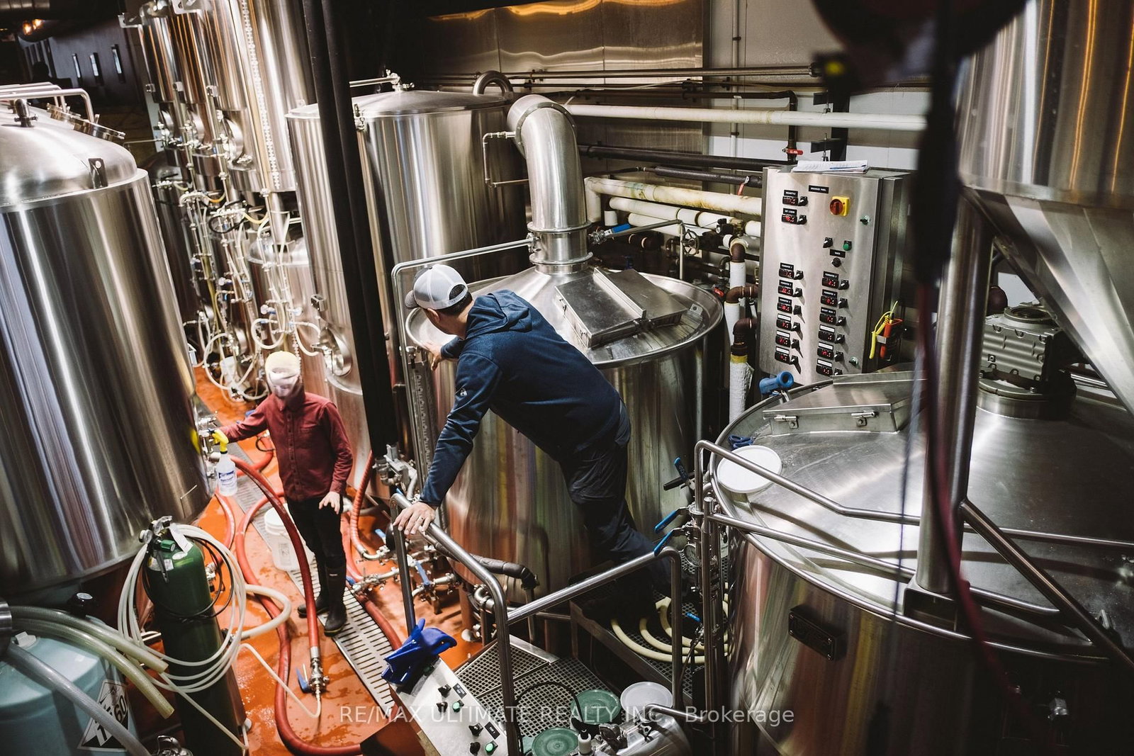 700 Queen Street E - Photo 8