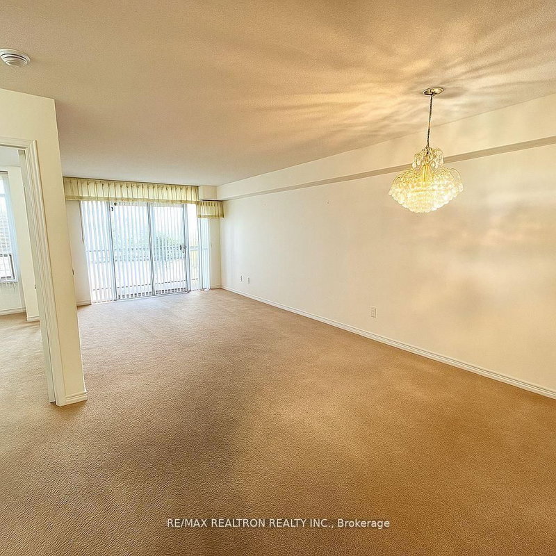 726 - 3650 Kingston Rd, Toronto, M1M 3X9 | Image 3