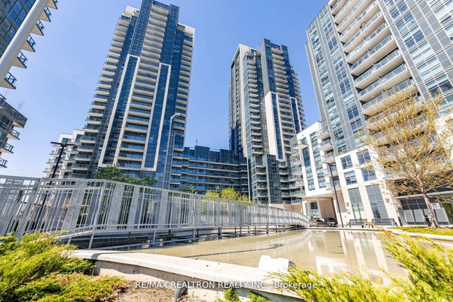 1901 - 30 Meadowglen Place