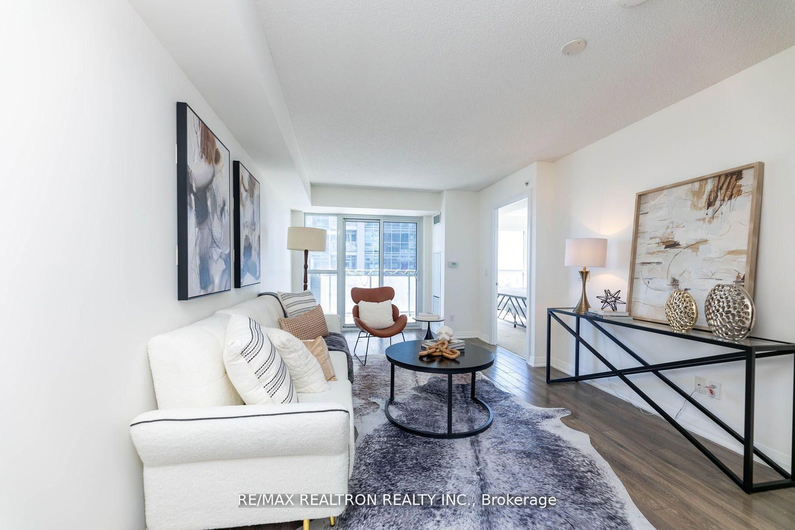 30 Meadowglen Place, Unit 1901 - Photo 20