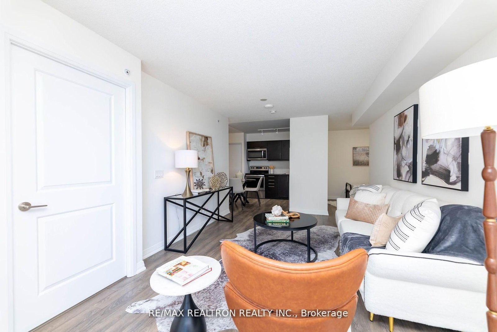 30 Meadowglen Place, Unit 1901 - Photo 21