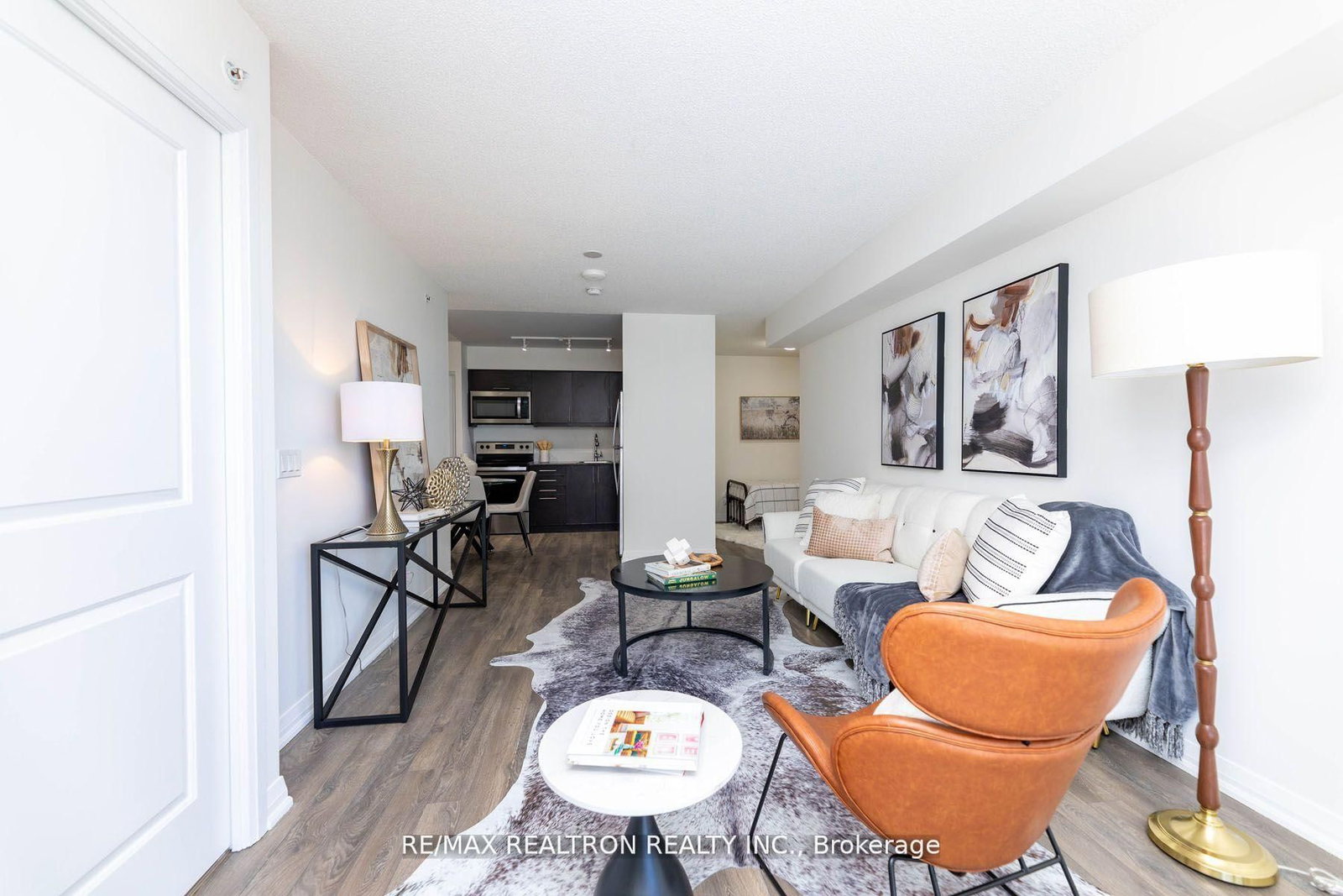 30 Meadowglen Place, Unit 1901 - Photo 22