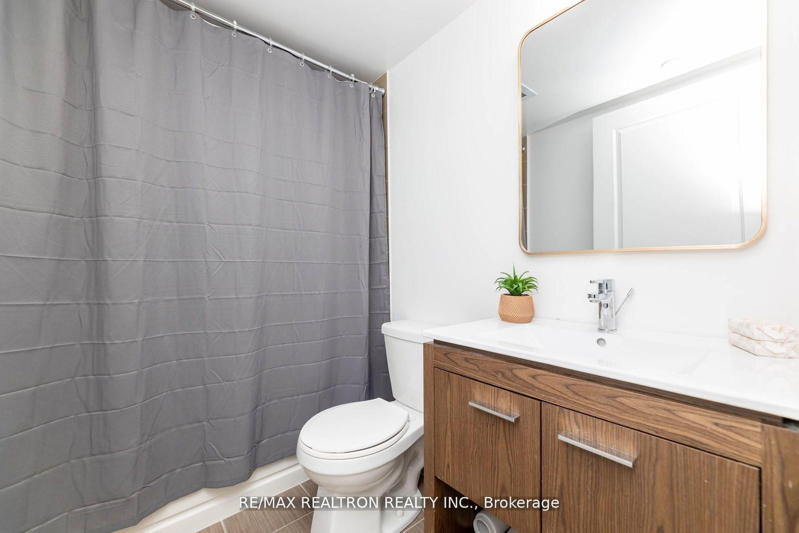 30 Meadowglen Place, Unit 1901 - Photo 7