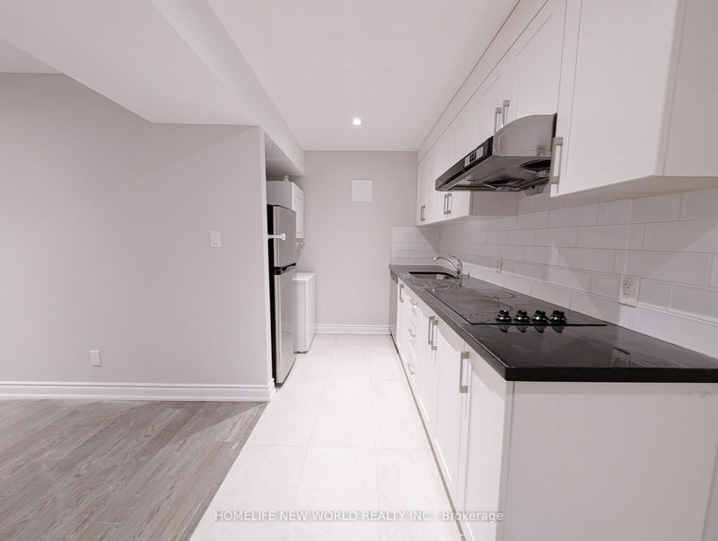 Lower - 10 Dixon Ave, Toronto, M4L 1N3 | Image 3