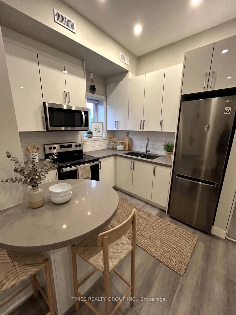 728 Queen Street E, Unit 5