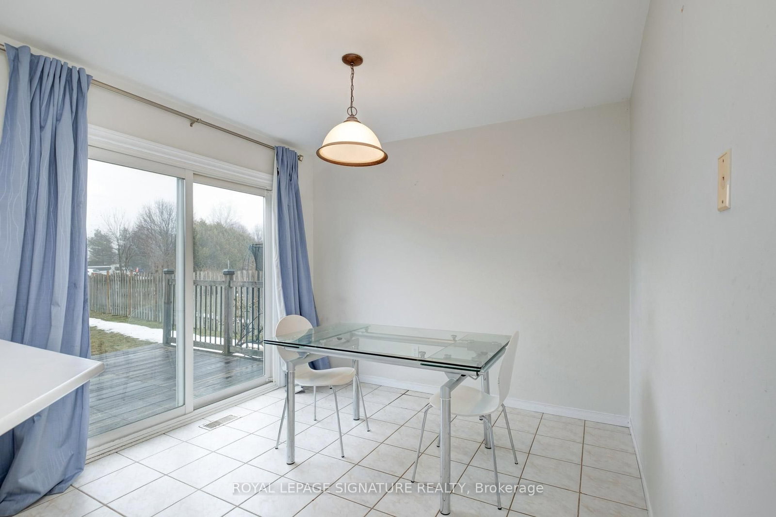 1683 Canadore Crescent - Photo 11