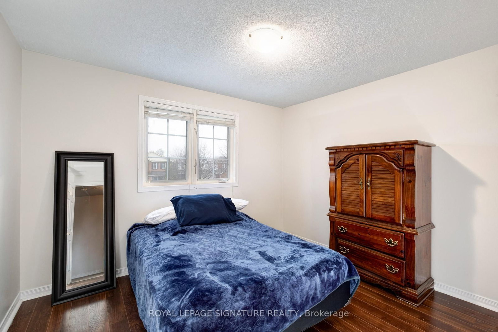 1683 Canadore Crescent - Photo 14