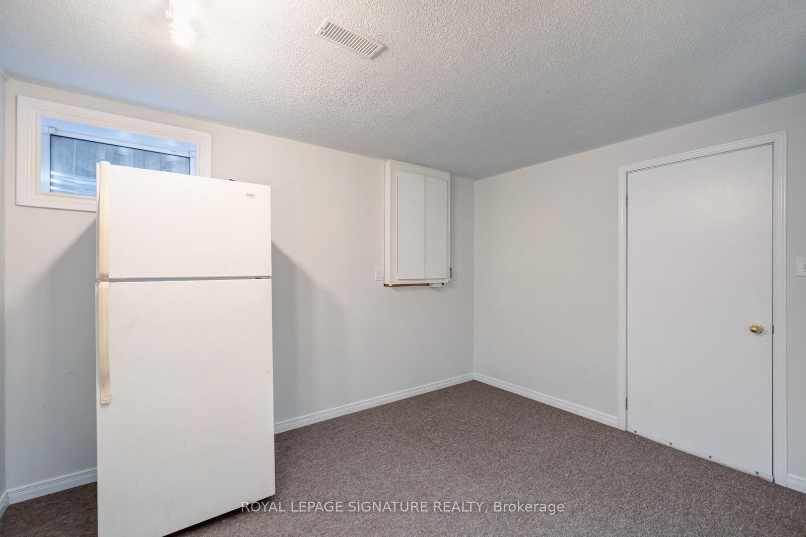 1683 Canadore Crescent - Photo 18