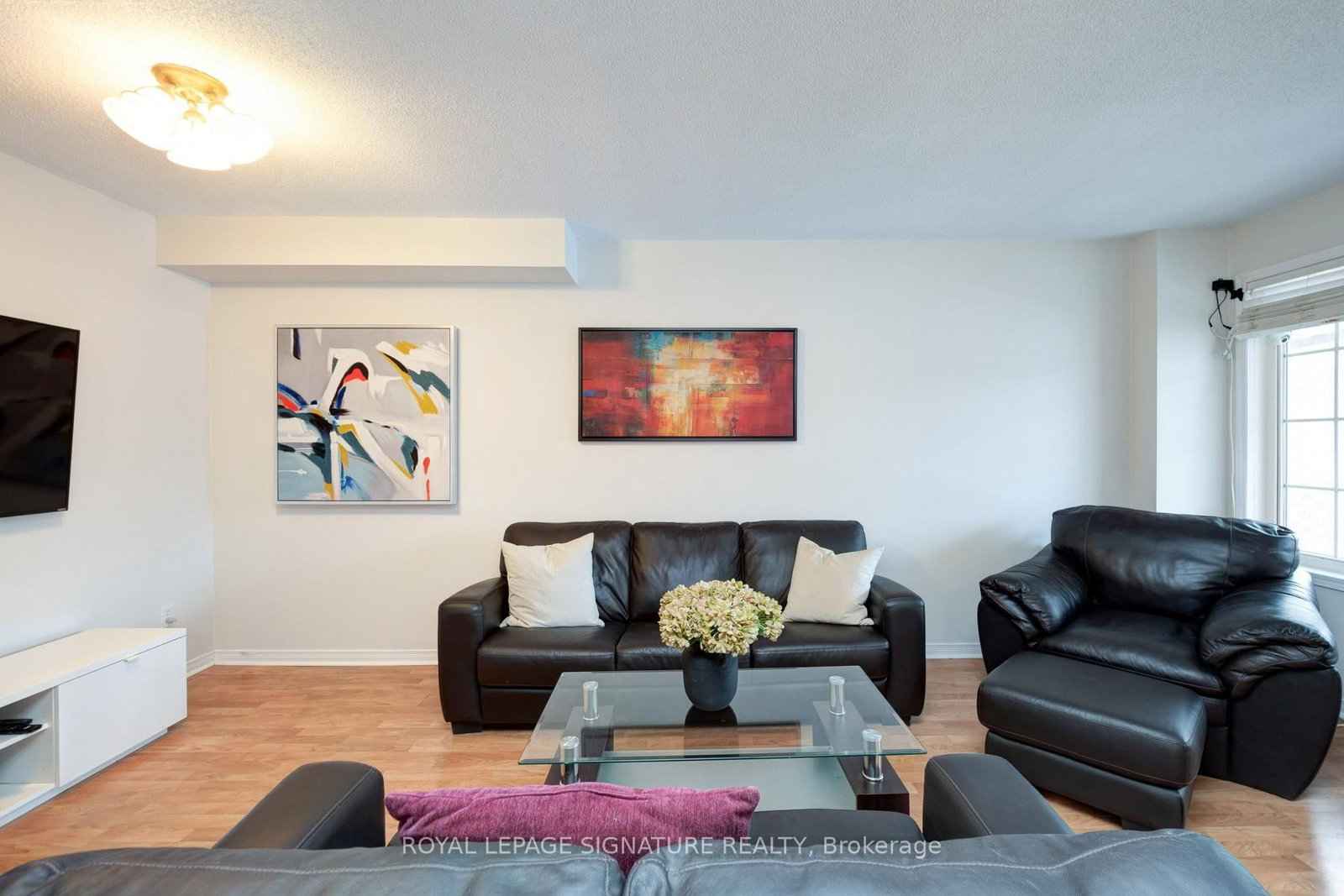 1683 Canadore Crescent - Photo 5