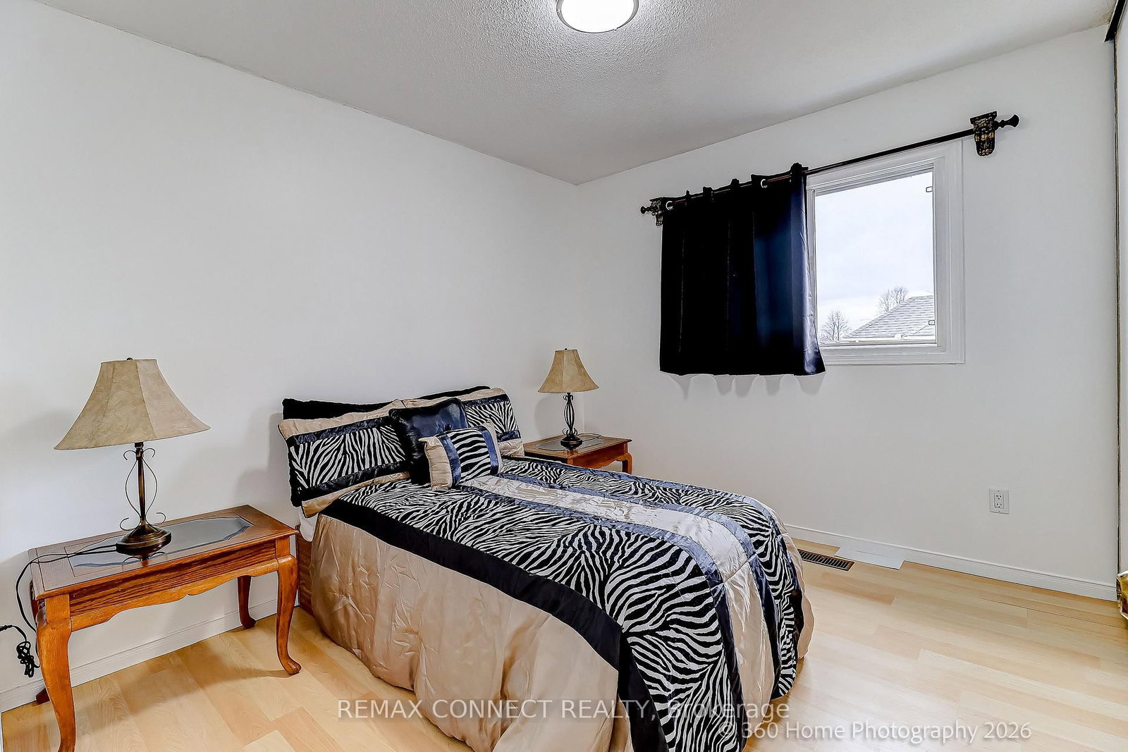 Detached House for sale at 4 Mayflower Street, Whitby, Ontario, L1N 8B1 - Blue Grass Meadows - MLS: E12987284