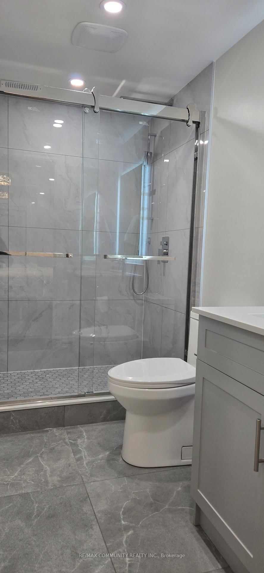 Detached House for lease at 77 Windrush Trail, Toronto, Ontario, M1C 3Z9 - Highland Creek - MLS: E12987416