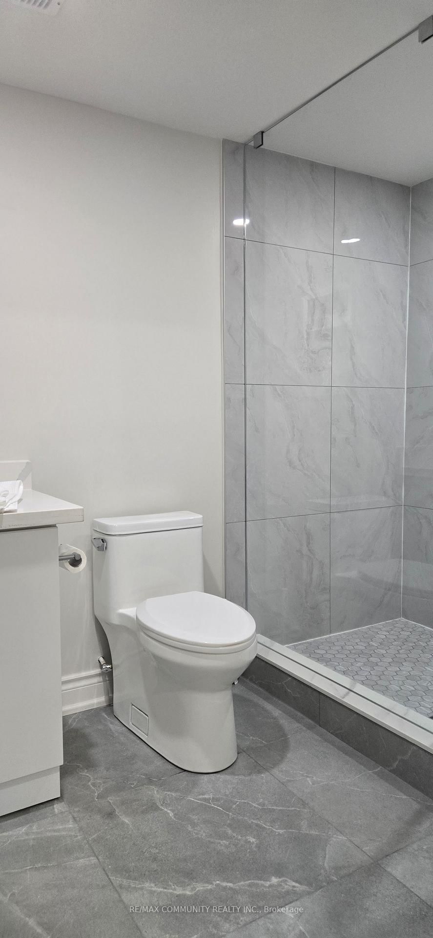 Detached House for lease at 77 Windrush Trail, Toronto, Ontario, M1C 3Z9 - Highland Creek - MLS: E12987416