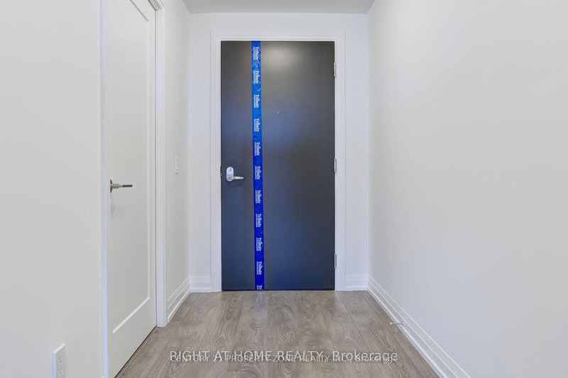 home for lease on 1609-286 Main Street