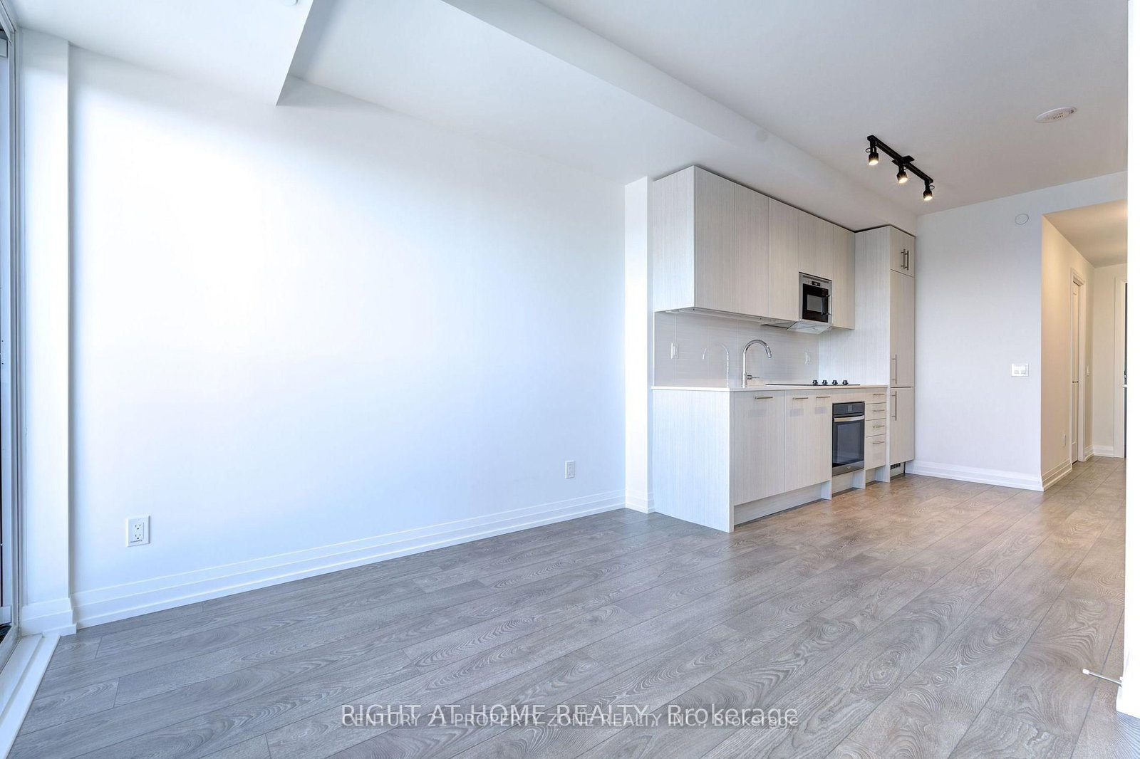 Condo for lease at 1609-286 Main Street, Toronto, Ontario, M4C 0B3 - East End-Danforth - MLS: E12987522