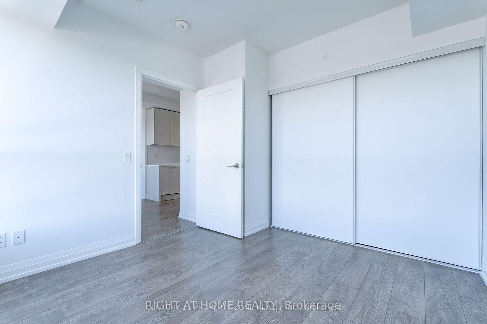 Condo for lease at 1609-286 Main Street, Toronto, Ontario, M4C 0B3 - East End-Danforth - MLS: E12987522