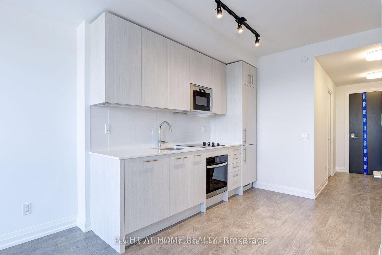 Condo for lease at 1609-286 Main Street, Toronto, Ontario, M4C 0B3 - East End-Danforth - MLS: E12987522