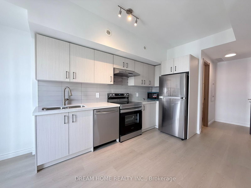 home for lease on C1- 301-3423 Sheppard Avenue E