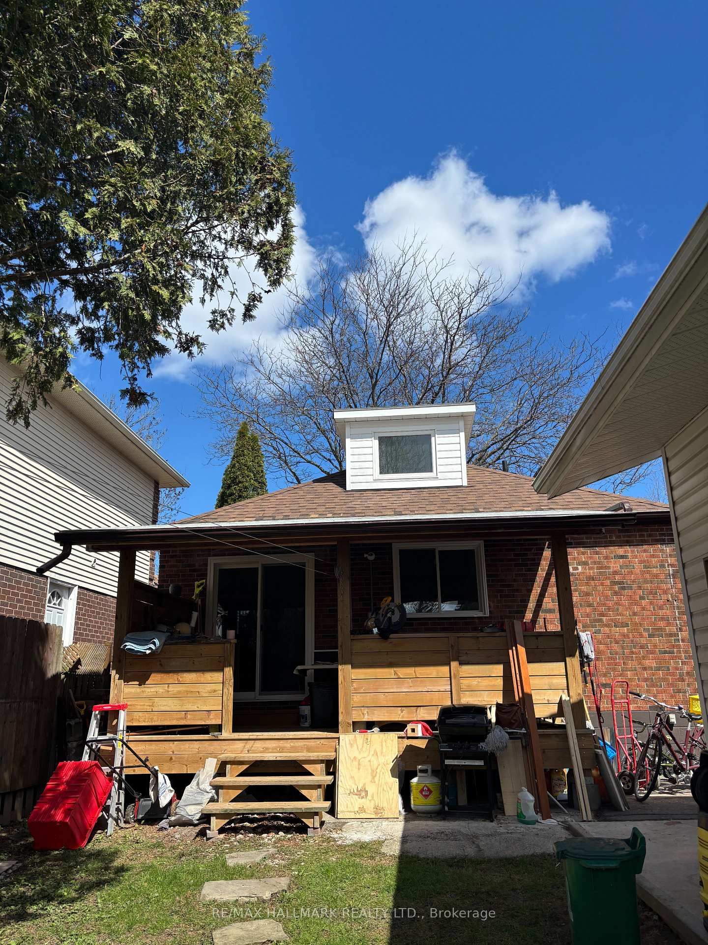 124 Sandown Avenue - Photo 11