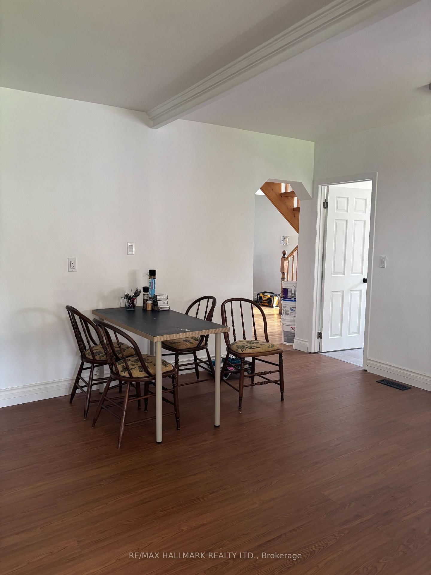 124 Sandown Avenue - Photo 4