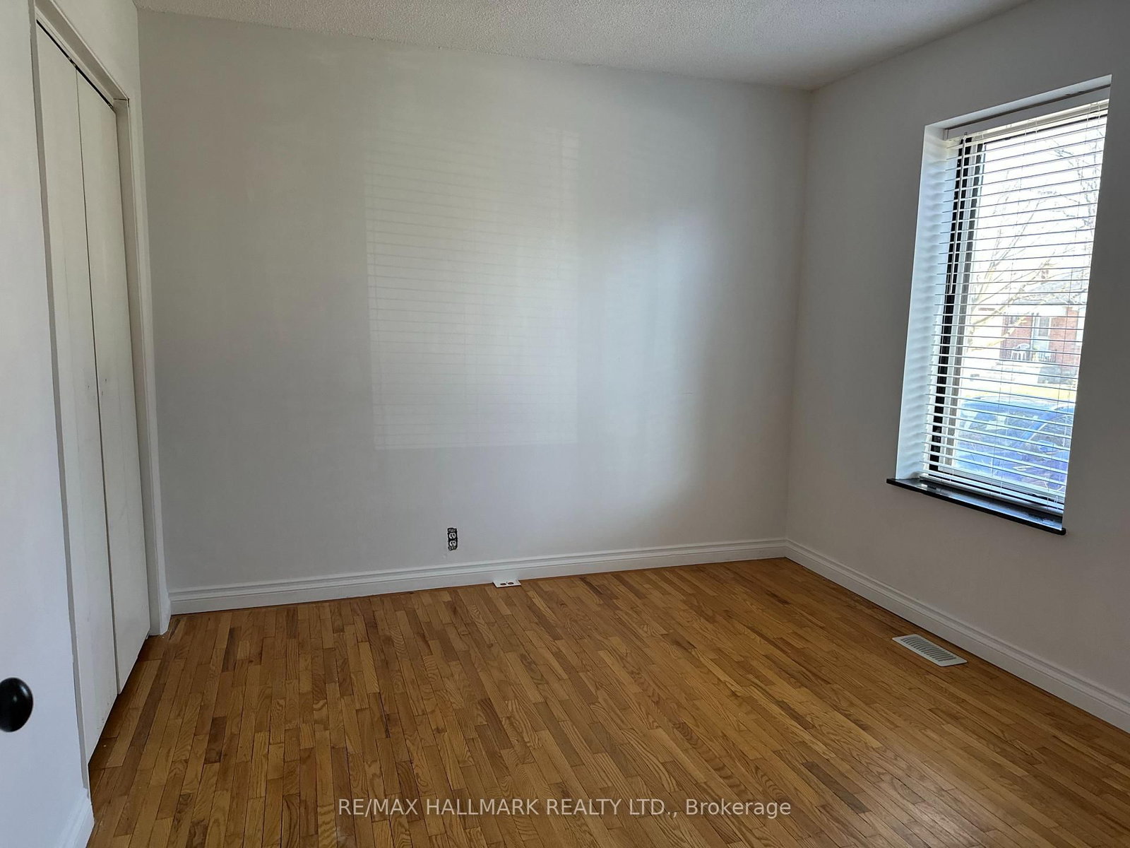 124 Sandown Avenue - Photo 6