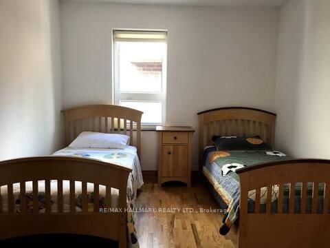 124 Sandown Avenue - Photo 8