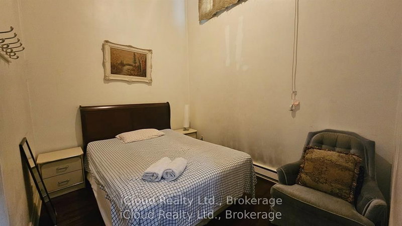 ROOM 2 - 1847 LAWRENCE Ave E, Toronto, M1R 2Y3 | Image 2