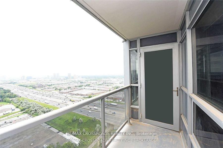 125 Village Green Square, Unit 3401 - Photo 3