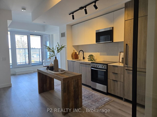 210 - 1635 MILITARY Trail