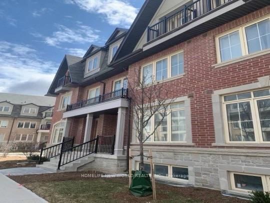 home for lease on 10-12 Eaton Park Lane