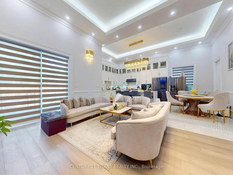 36 Craiglee Dr, Toronto, M1N 2L8 | Image 2