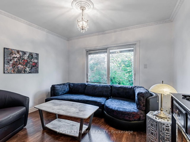 110A Harewood Avenue