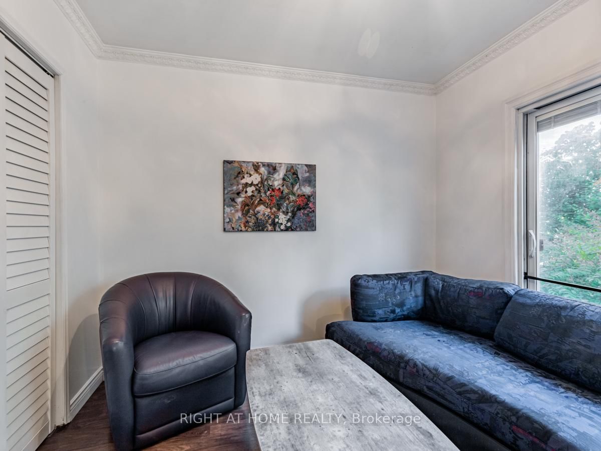 110A Harewood Avenue, Toronto, ON, photo 4