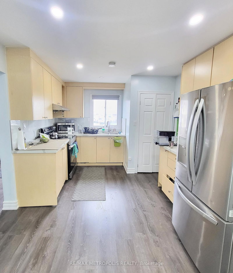 Main & Upper - 1192 Oxford St, Oshawa, L1J 6C8 | Image 3