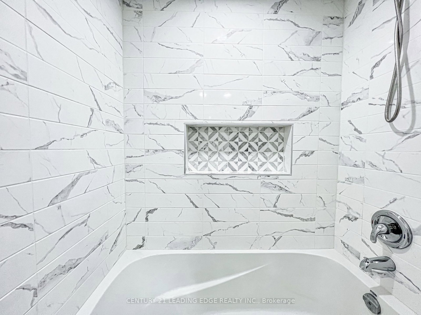 88 Hewitt Crescent - Photo 15