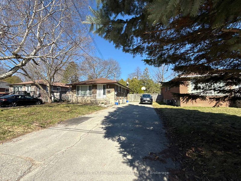 home for lease on 303 Wilson Road N