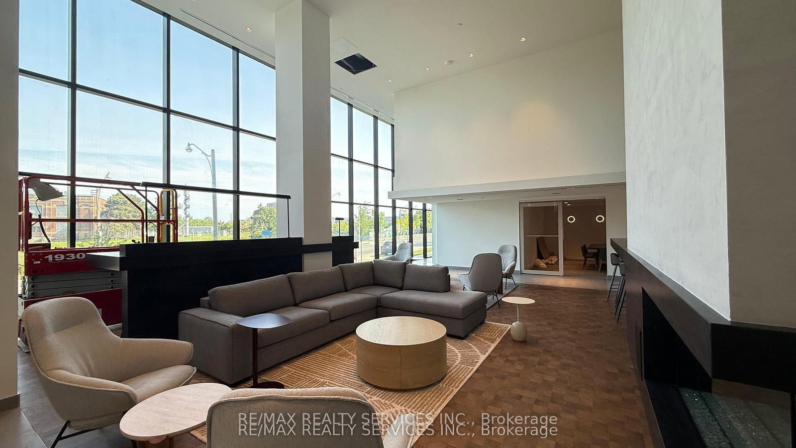 Condo for lease at 432-1050 Eastern Avenue, Toronto, Ontario, M4L 0B7 - The Beaches - MLS: E12988526