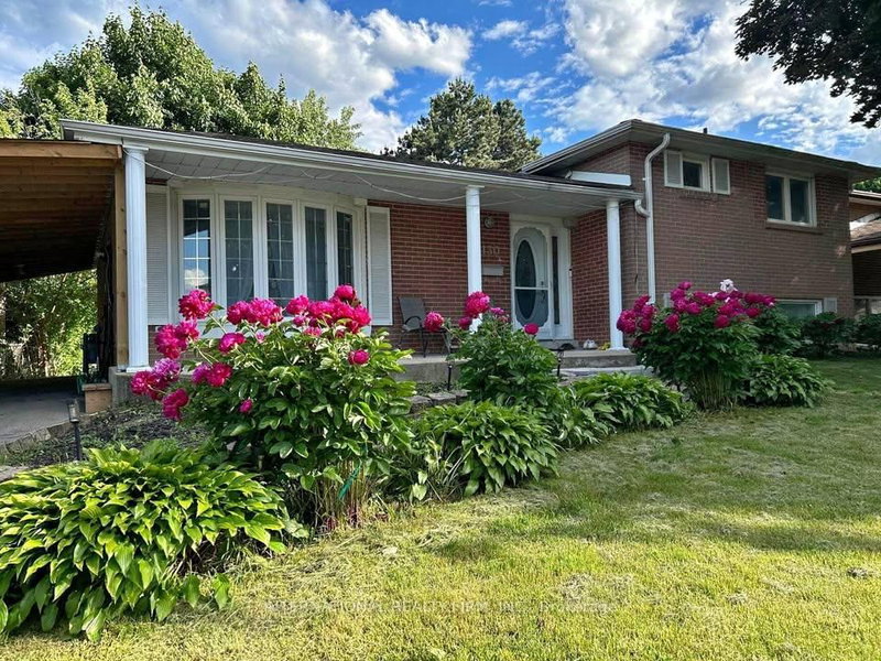 Lower - 130 Amberjack Blvd, Toronto, M1H 2J9 | Image 2