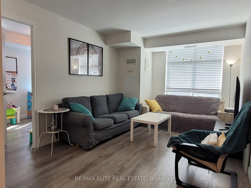 802A - 61 Town Centre Crt, Toronto, M1P 5C5 | Image 2