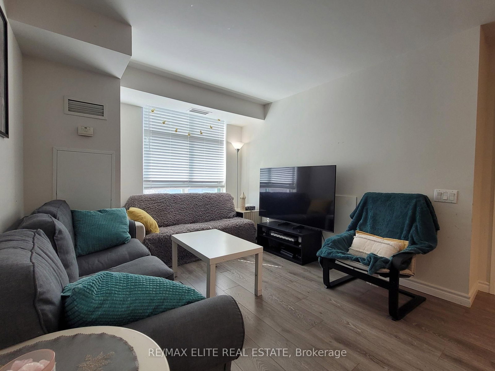 61 Town Centre Court, Unit 802A - Photo 3