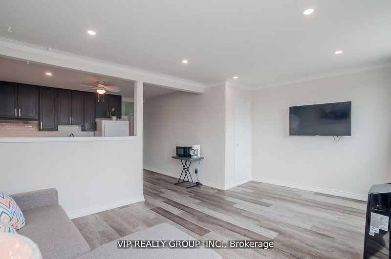 unit 2 - 2626 Eglinton Ave E, Toronto, M1K 2S3 | Image 2