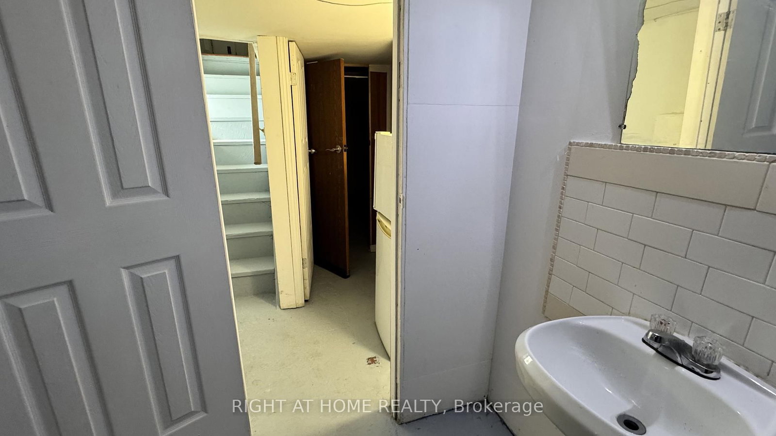 Unit 1, 104 Danforth Road N, Unit Unit 1 - Photo 17