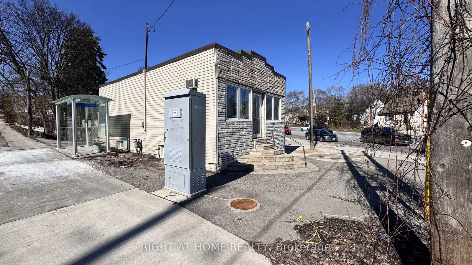 Unit 1, 104 Danforth Road N, Unit Unit 1 - Photo 3