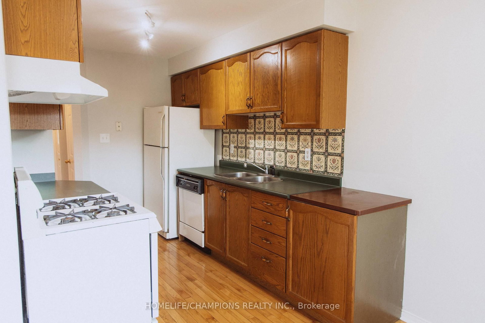 1345 Altona Road, Unit 30 - Photo 4