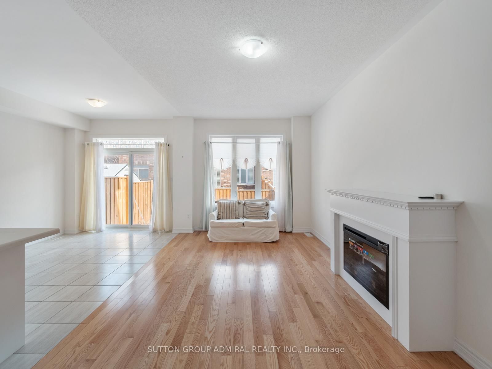 Townhouse for sale at 1152 Sepia Square, Pickering, Ontario, L1X 0H1 - Rural Pickering - MLS: E12989190