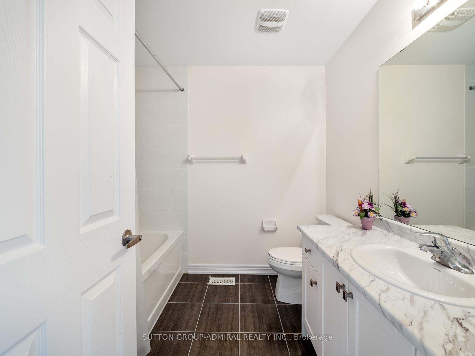 Townhouse for sale at 1152 Sepia Square, Pickering, Ontario, L1X 0H1 - Rural Pickering - MLS: E12989190