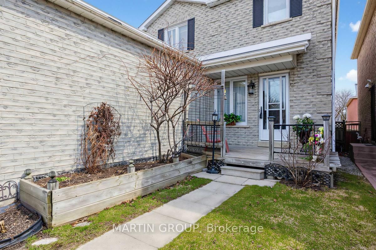 1529 Beechlawn Drive - Photo 3