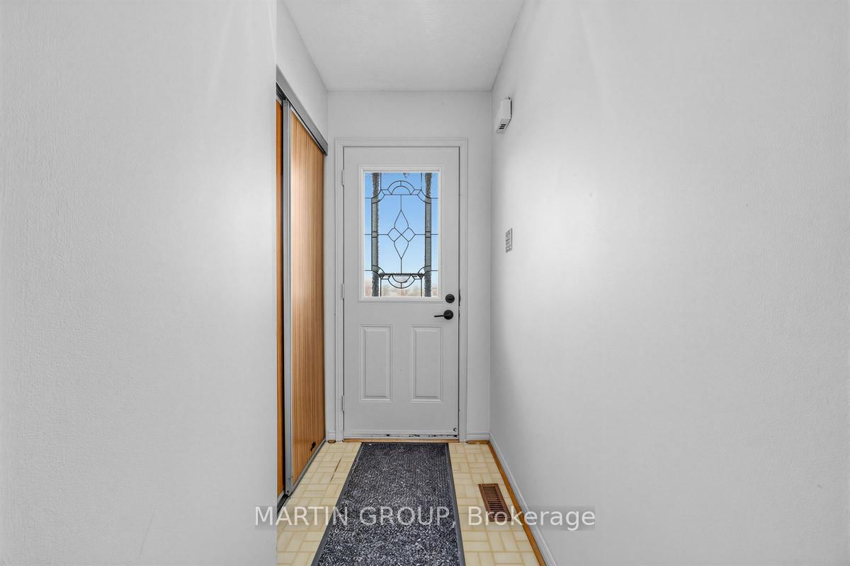 Detached House for sale at 1529 Beechlawn Drive, Pickering, Ontario, L1V 6E8 - Village East - MLS: E12989230