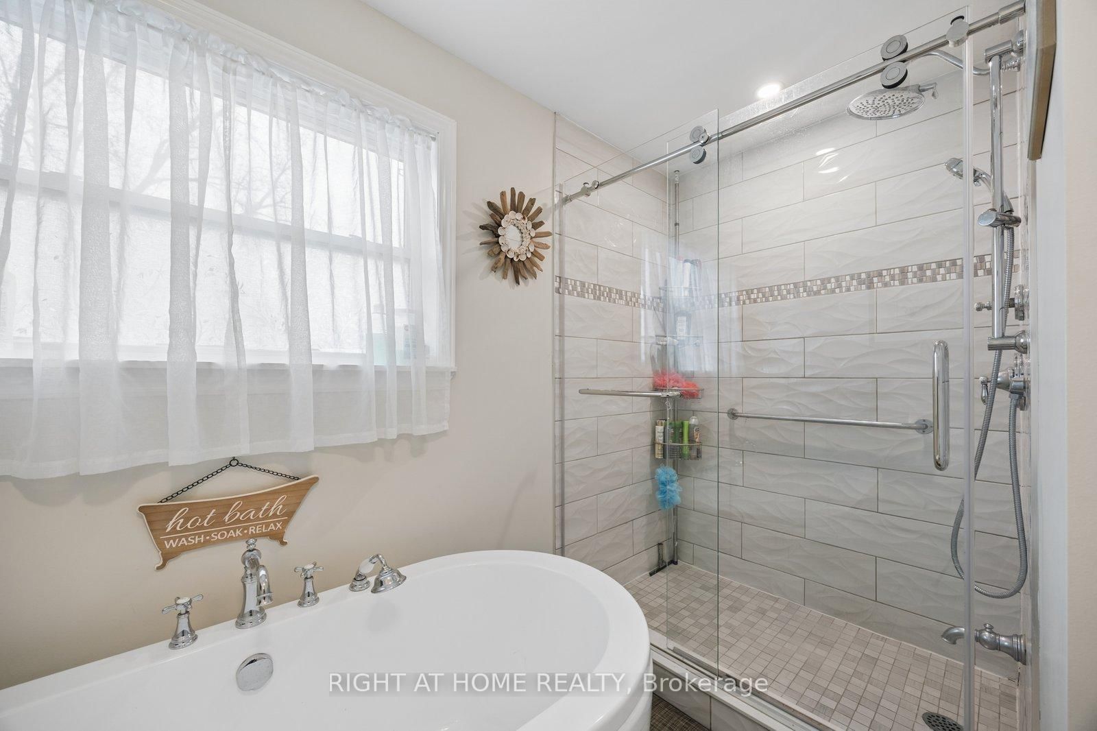 154 Admiral Road - Photo 23