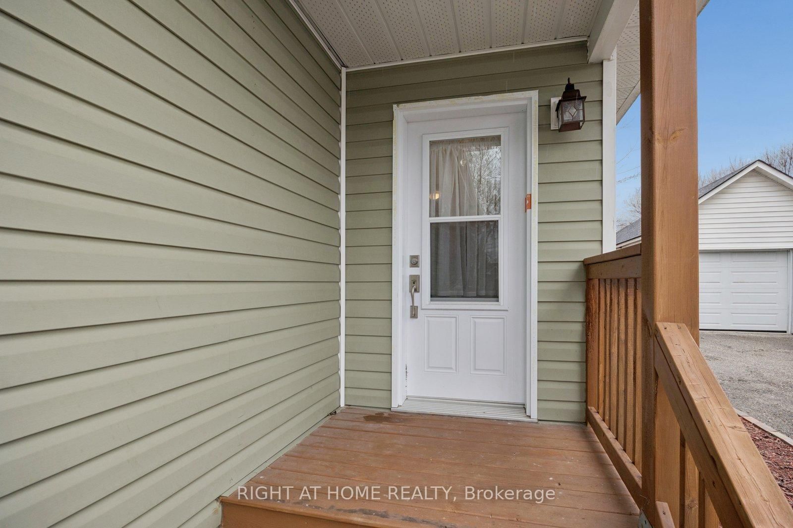 154 Admiral Road - Photo 28