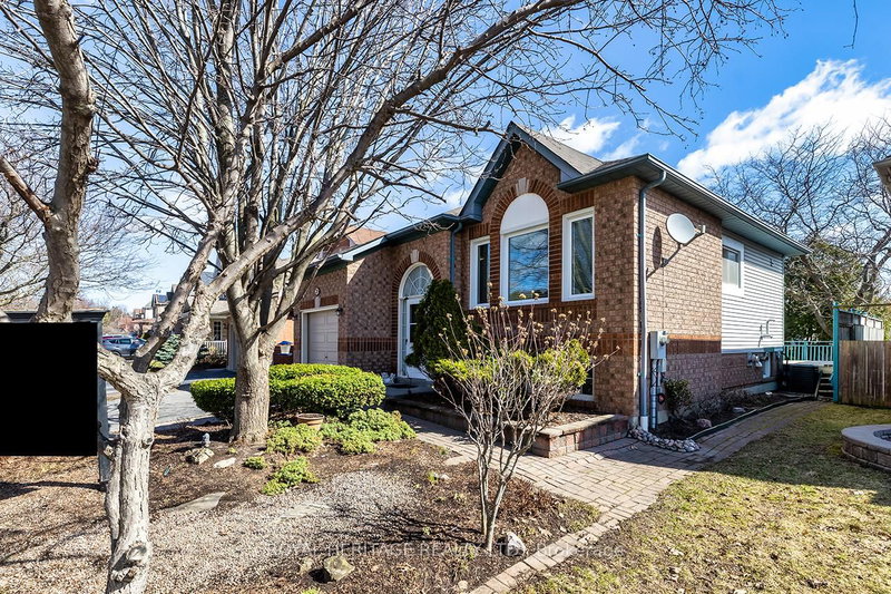 31 Thames Dr N, Whitby, L1R 2M2 | Image 3